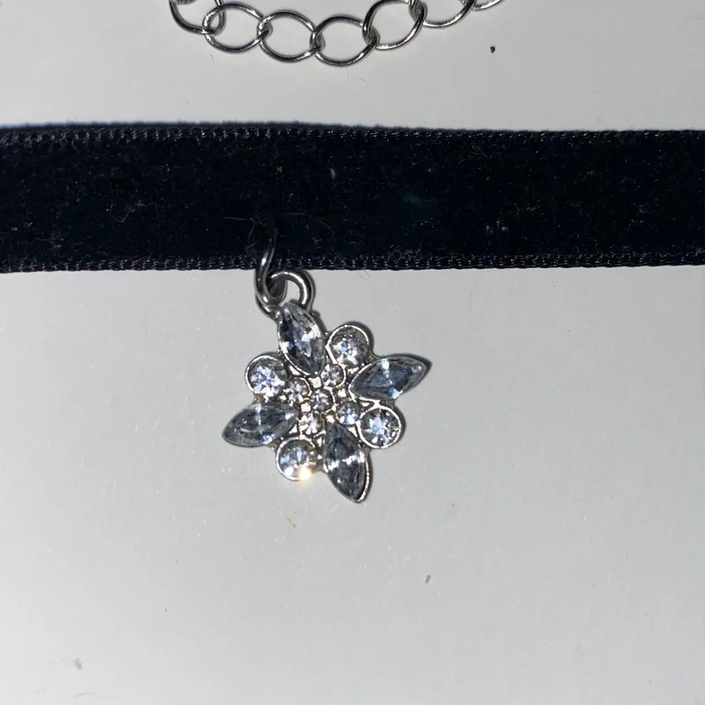 Black Velvet Adjustable Chocker with Silver-Tone Dangling Snowflake